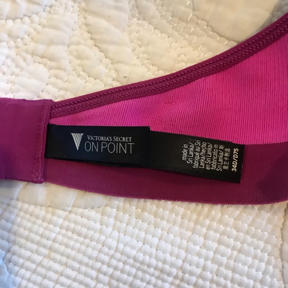 Victoria Secret Sport Bra - Picture 5 of 8